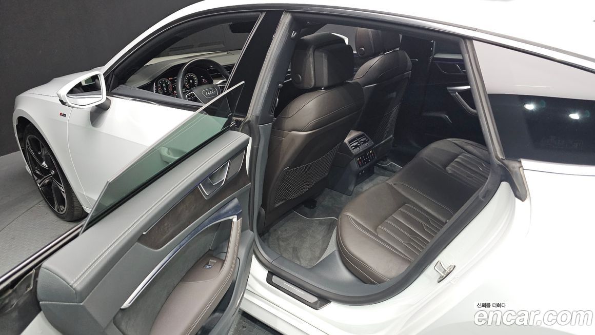 Audi A7 2021