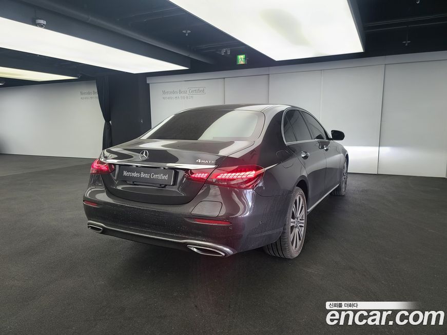 Mercedes-Benz E-Class 2023