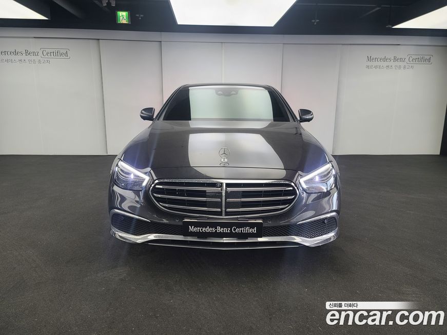 Mercedes-Benz E-Class 2023