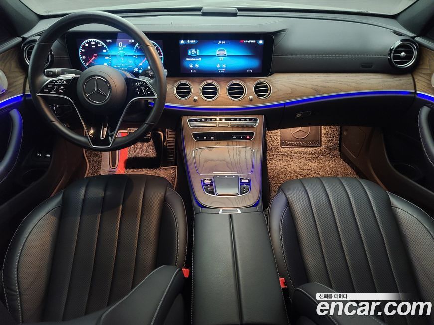 Mercedes-Benz E-Class 2023