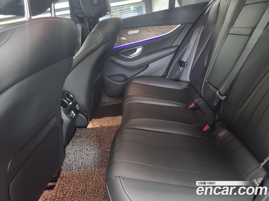 Mercedes-Benz E-Class 2023