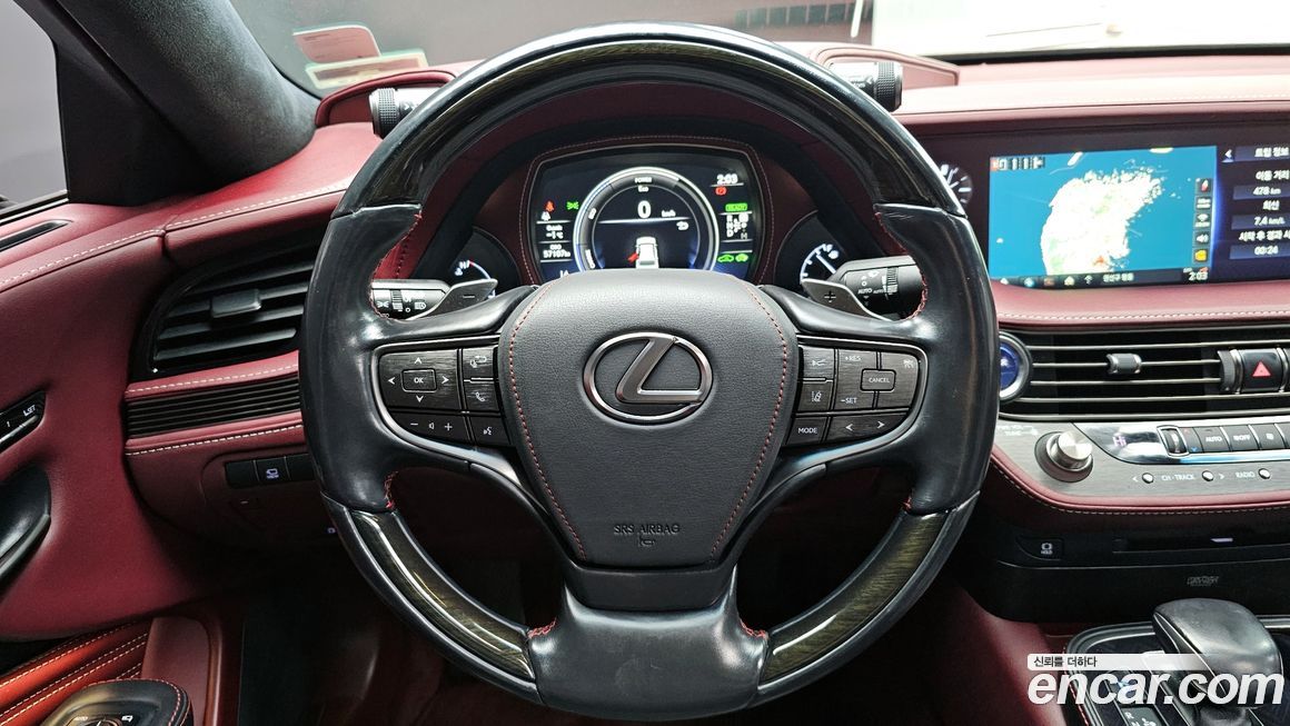 Lexus LS 2019