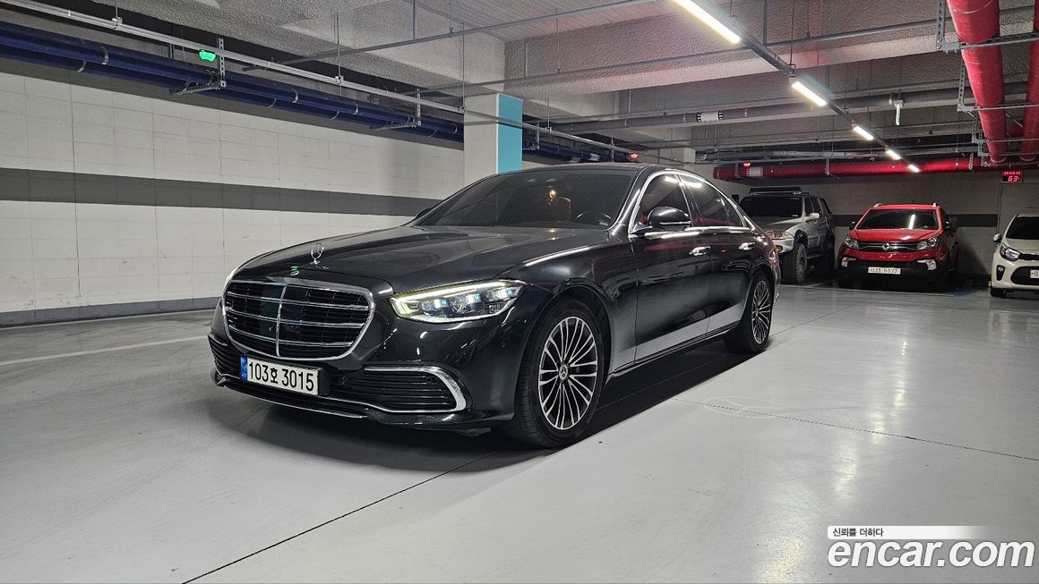Mercedes-Benz S-Class 2022
