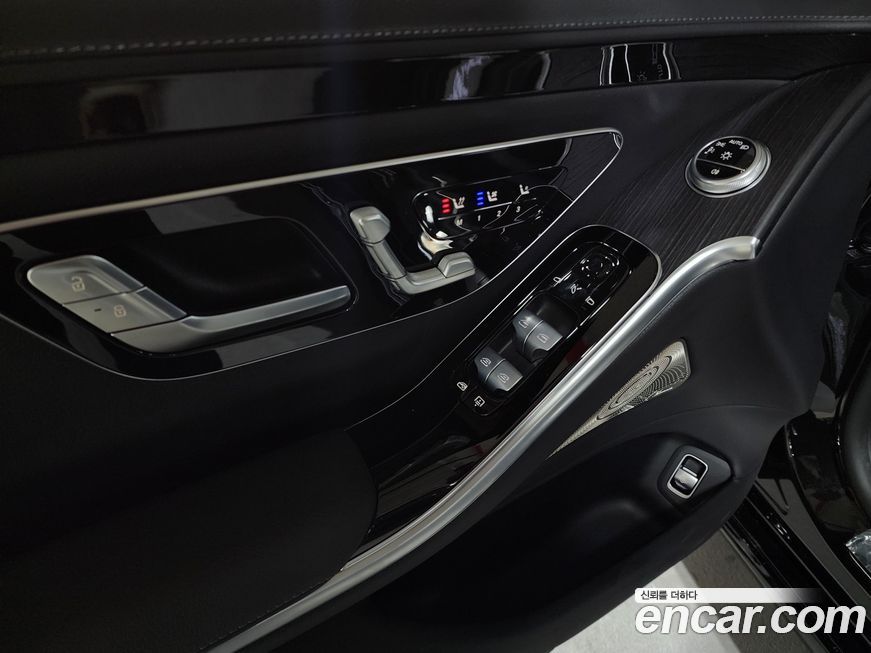 Mercedes-Benz S-Class 2022