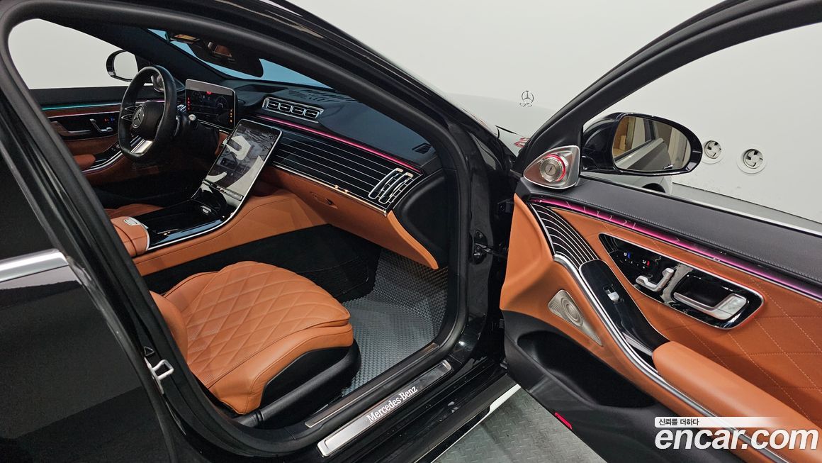 Mercedes-Benz S-Class 2023