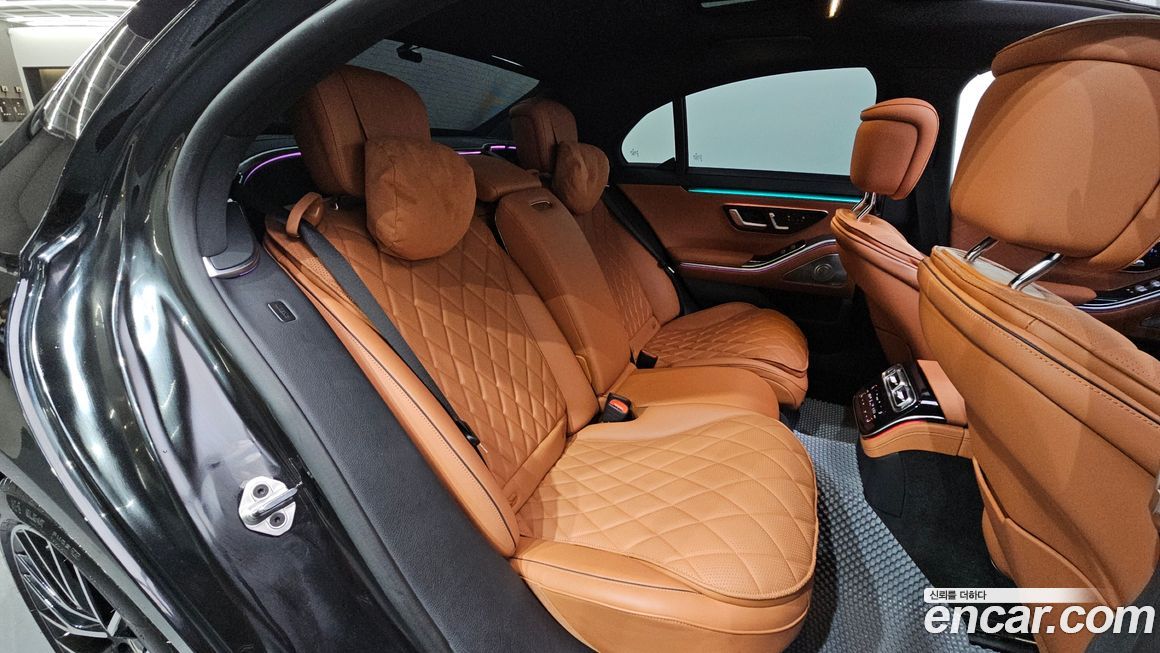 Mercedes-Benz S-Class 2023