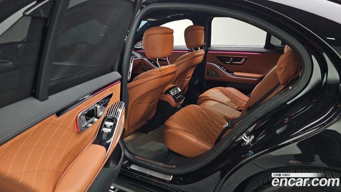 Mercedes-Benz S-Class 2023