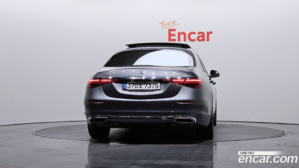 Mercedes-Benz S-Class 2021