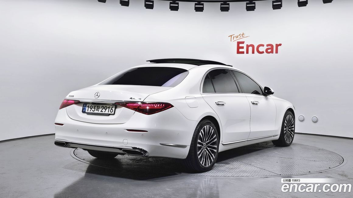 Mercedes-Benz S-Class 2021