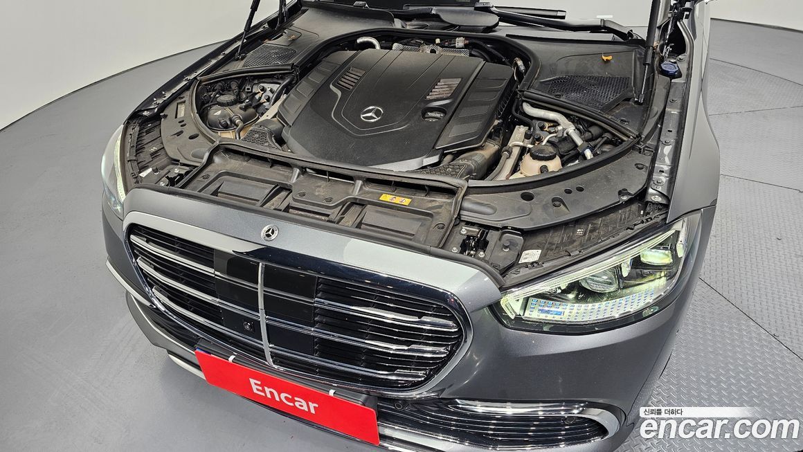 Mercedes-Benz S-Class 2021