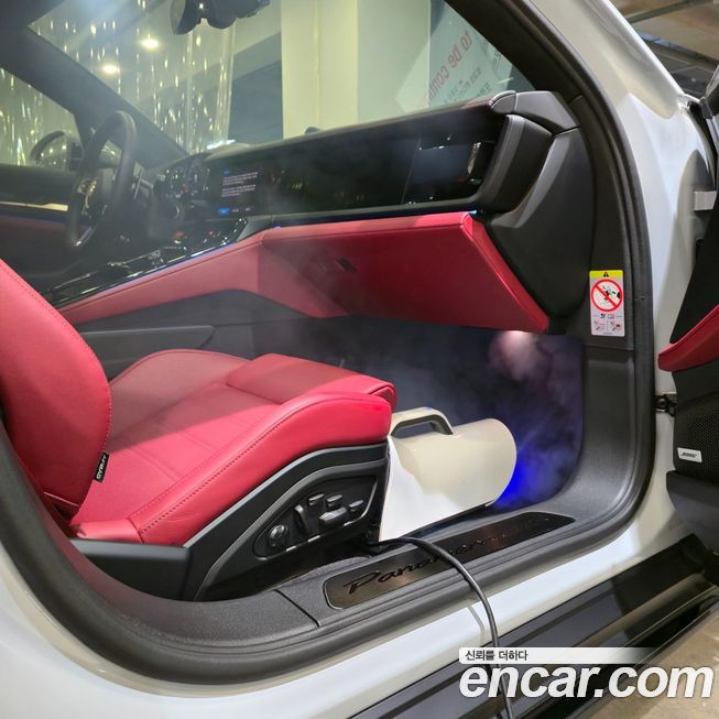 Porsche Panamera 2025