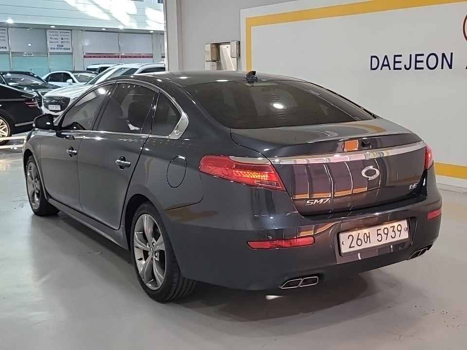 Renault-KoreaSamsung SM7 2012