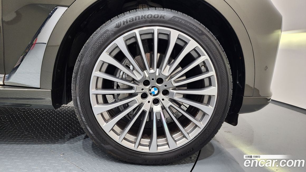 BMW X7 2022