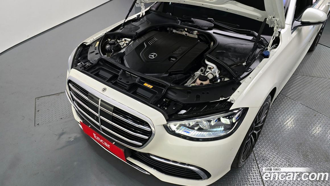 Mercedes-Benz S-Class 2022