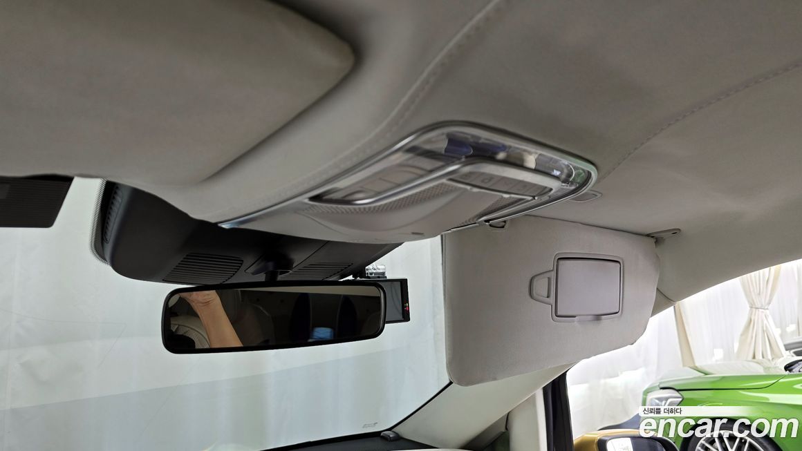 Mercedes-Benz V-Class 2016