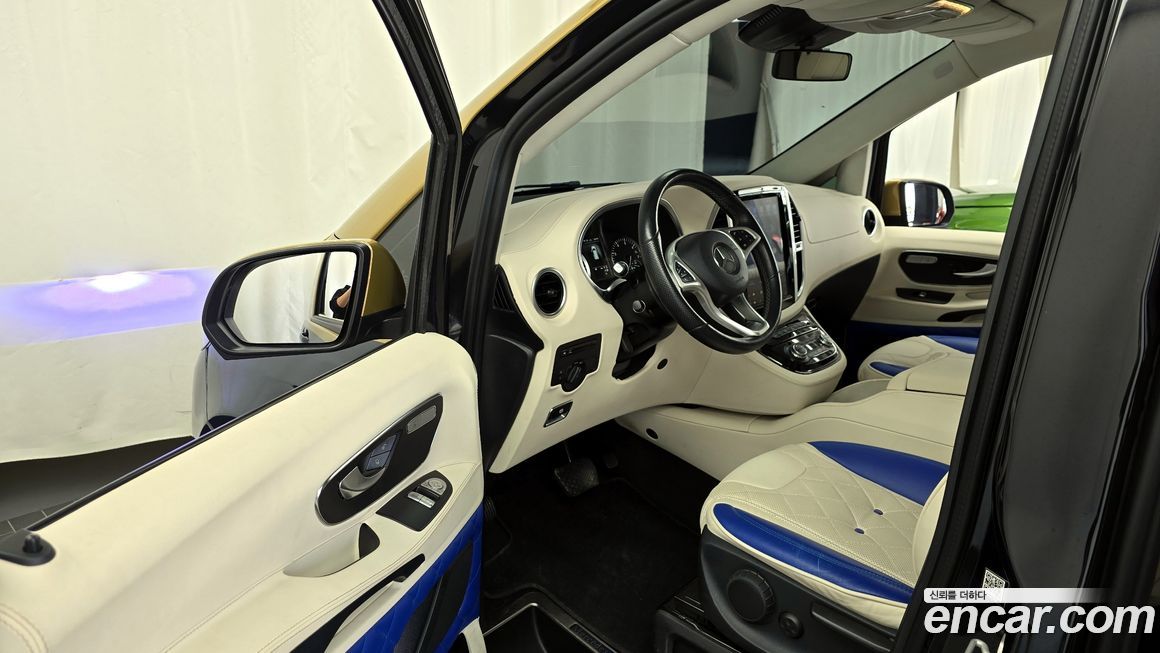 Mercedes-Benz V-Class 2016