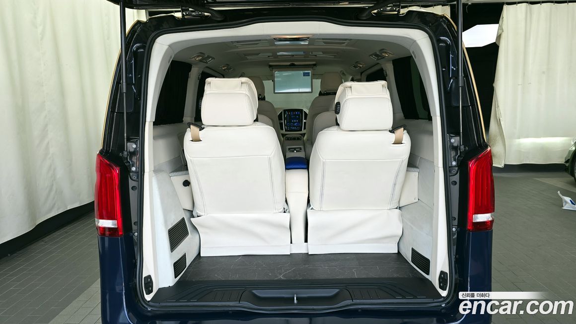 Mercedes-Benz V-Class 2016