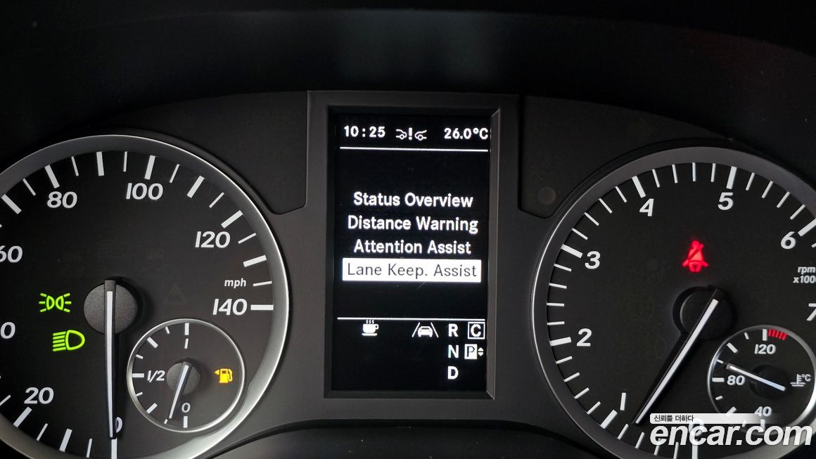 Mercedes-Benz V-Class 2016