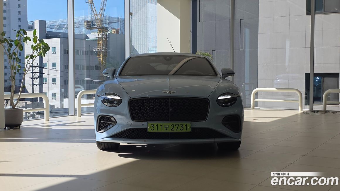 Bentley Continental 2025