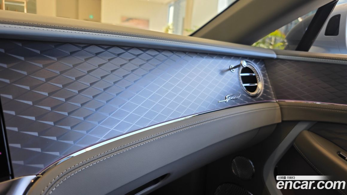 Bentley Continental 2025