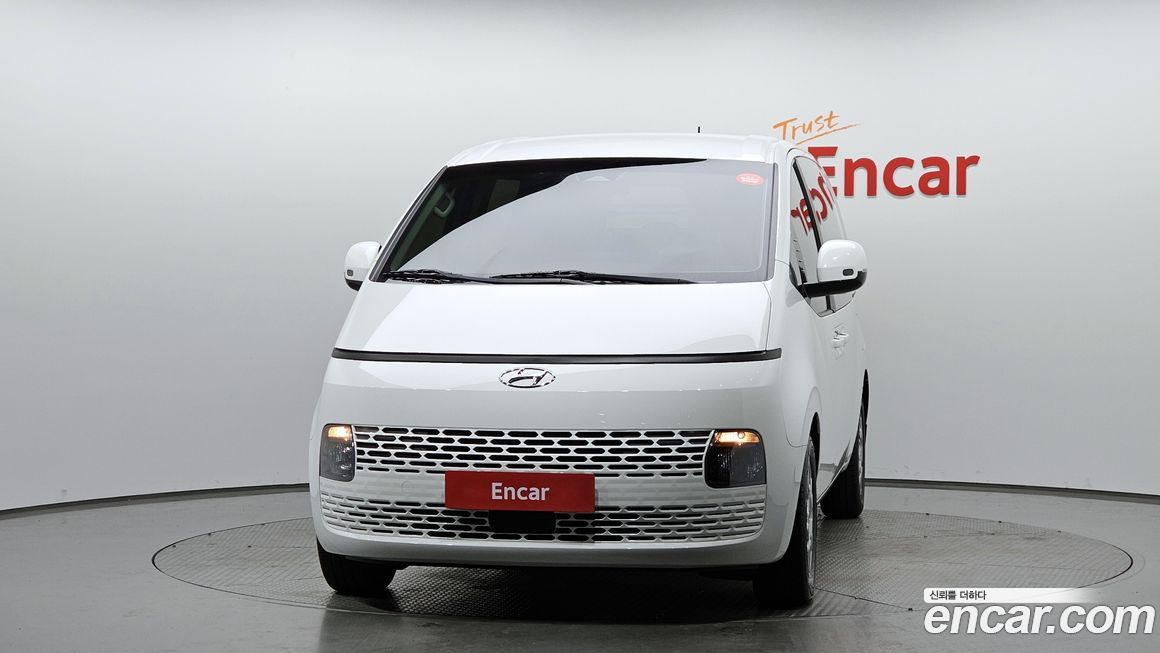 Hyundai Staria 2022