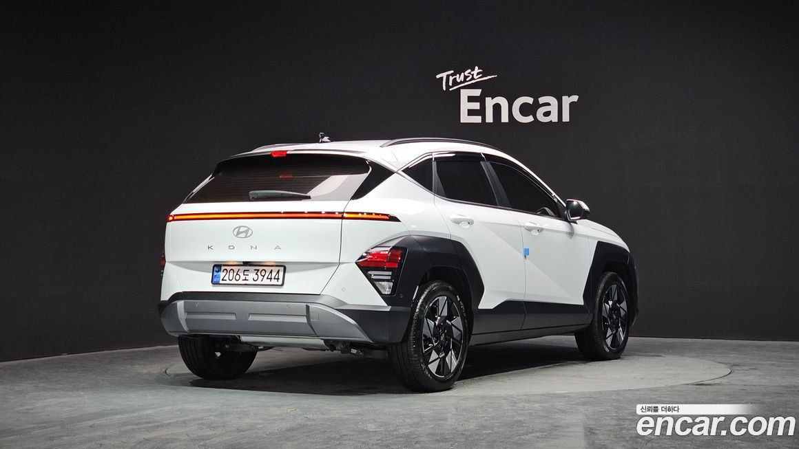 Hyundai Kona 2025