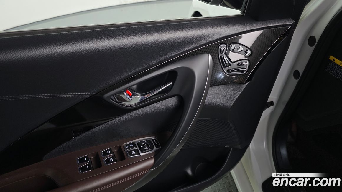 Hyundai Grandeur 2015