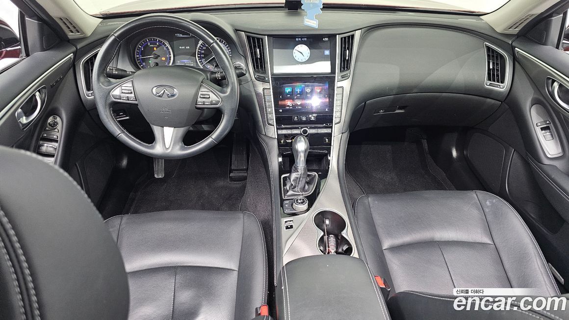 Infiniti Q50 2015