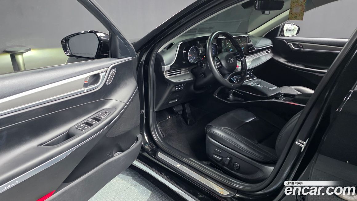 Hyundai Grandeur 2021