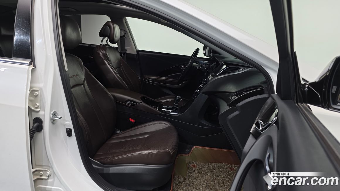 Hyundai Grandeur 2015