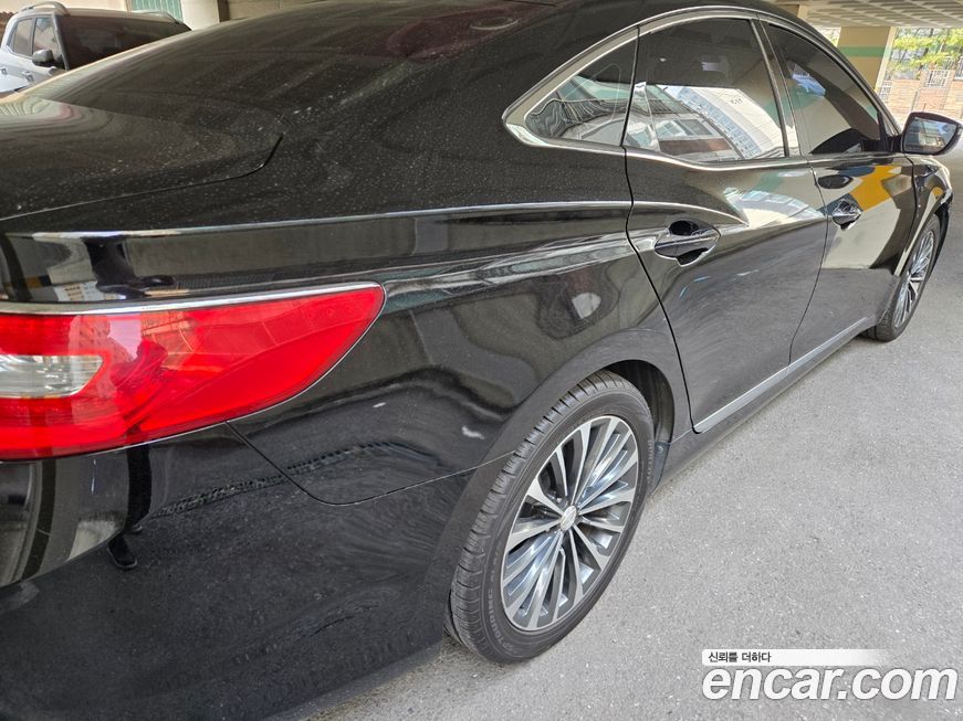 Hyundai Grandeur 2013