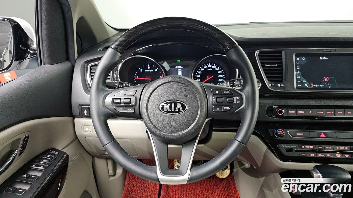 Kia Canival 2020