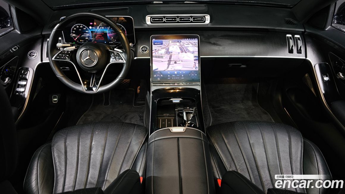 Mercedes-Benz S-Class 2024