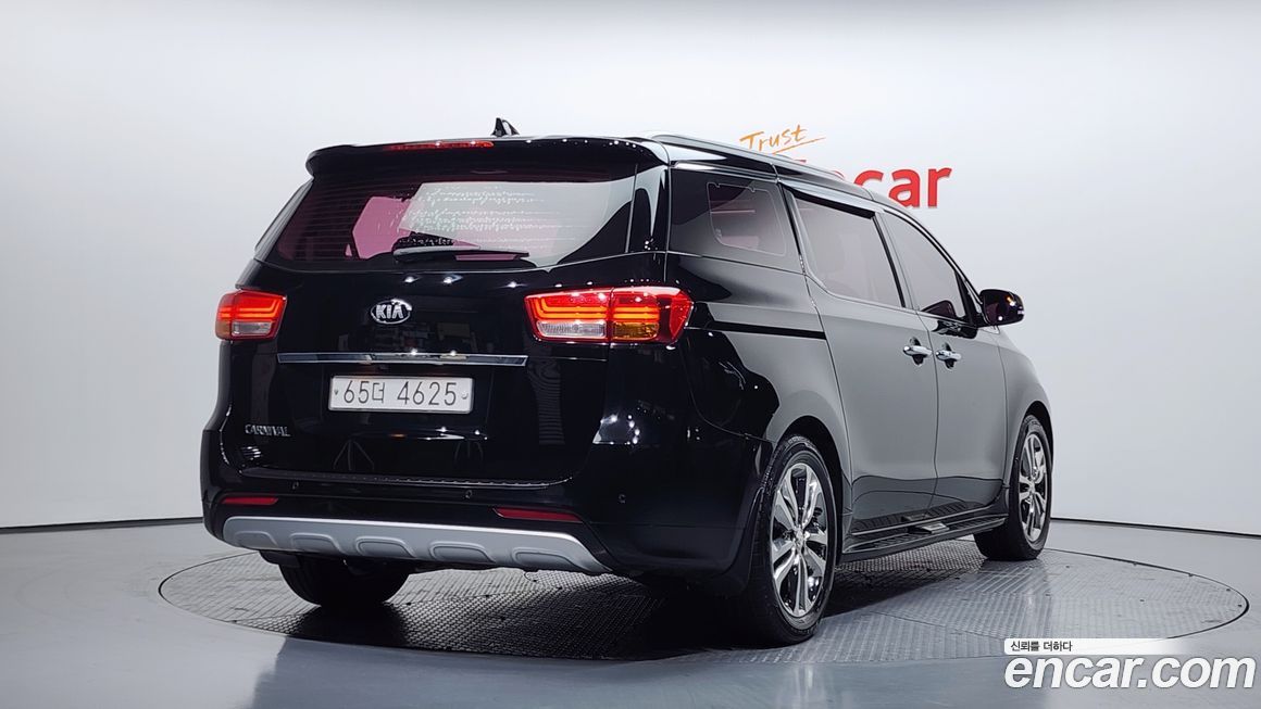 Kia Canival 2018