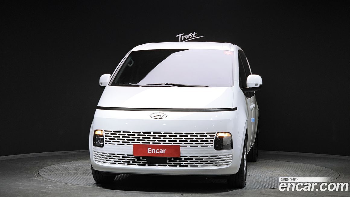 Hyundai Staria 2024