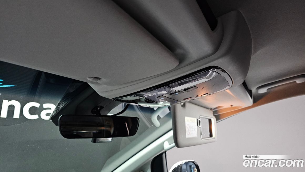 Hyundai Staria 2024
