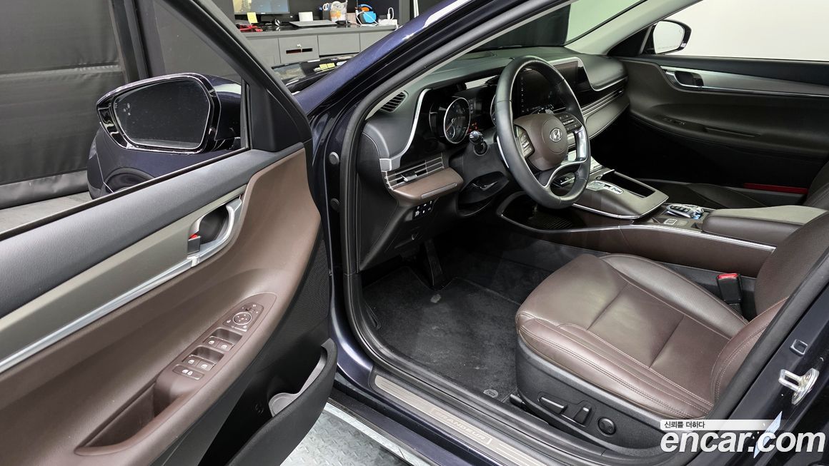 Hyundai Grandeur 2020