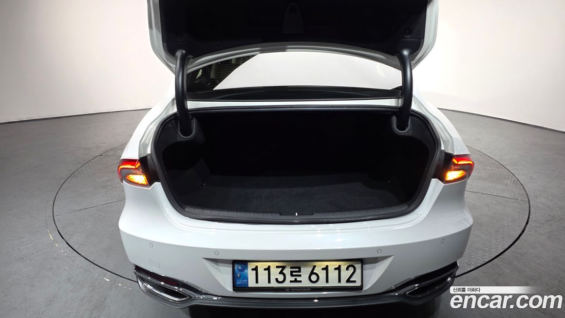 Hyundai Grandeur 2022