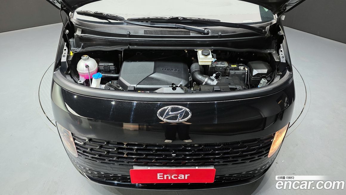 Hyundai Staria 2022