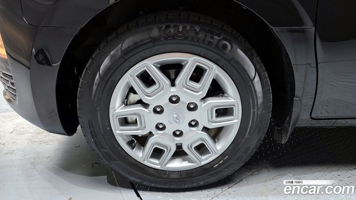 Hyundai Staria 2022
