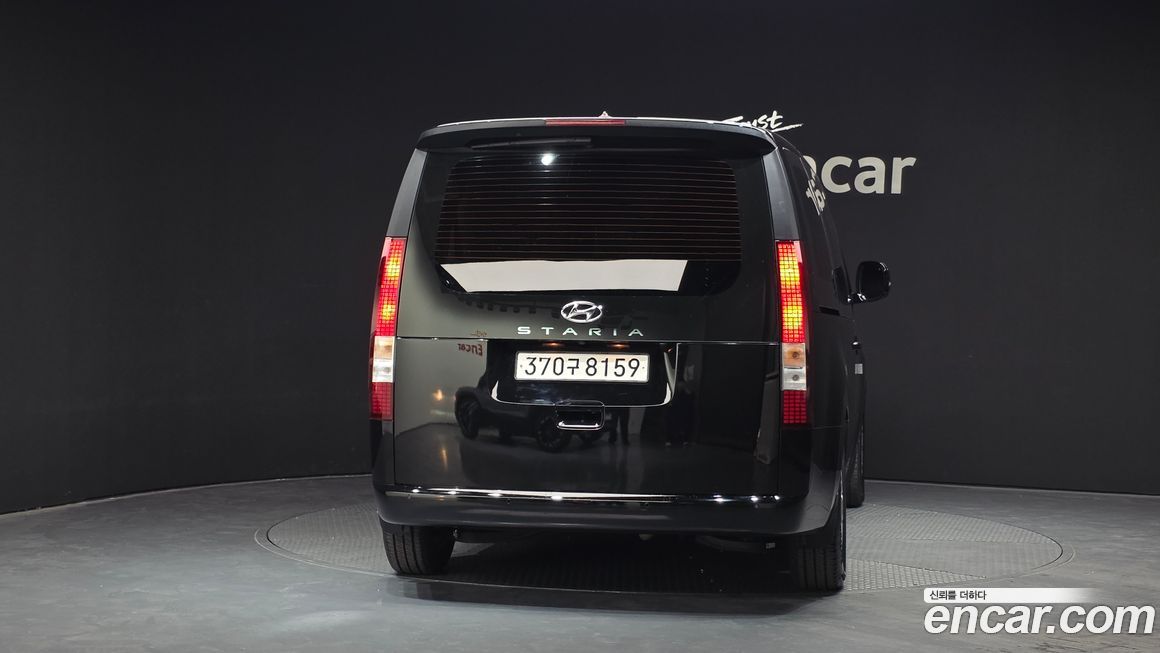 Hyundai Staria 2022