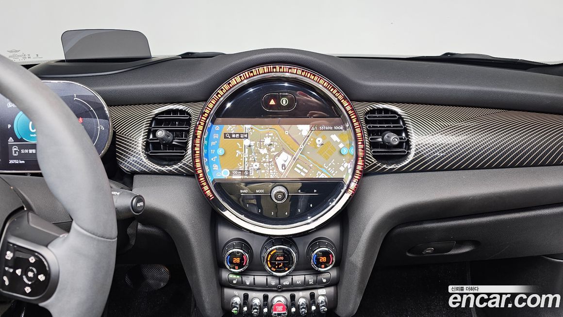 Mini Cooper Convertible 2024