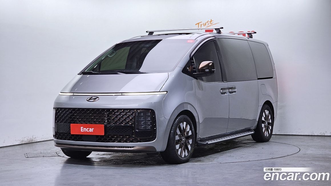 Hyundai Staria 2024