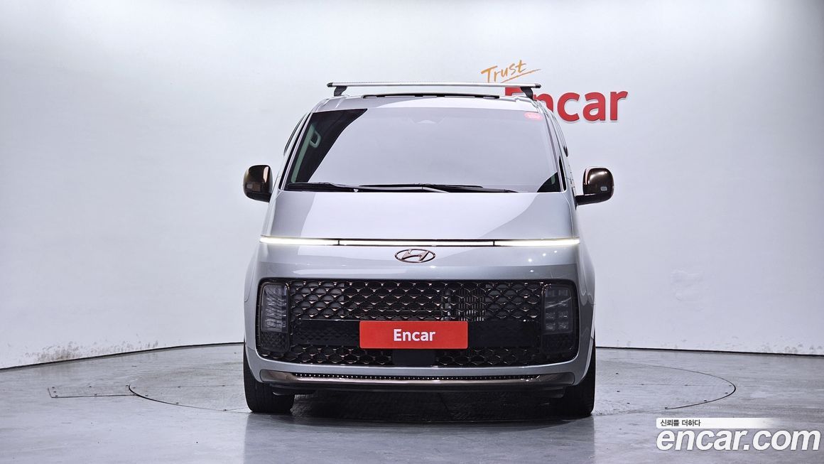 Hyundai Staria 2024
