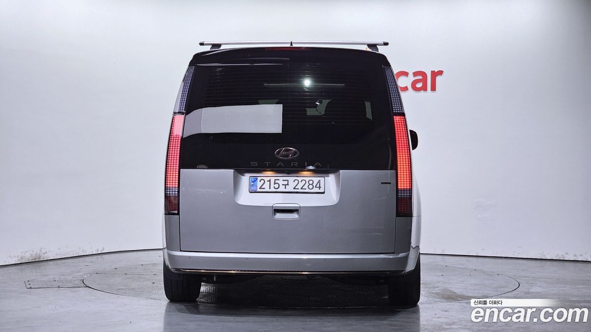 Hyundai Staria 2024