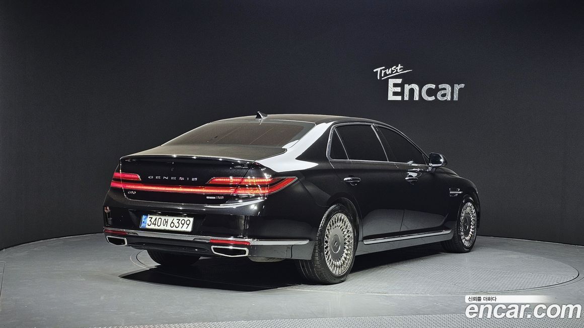 Genesis G90 2020