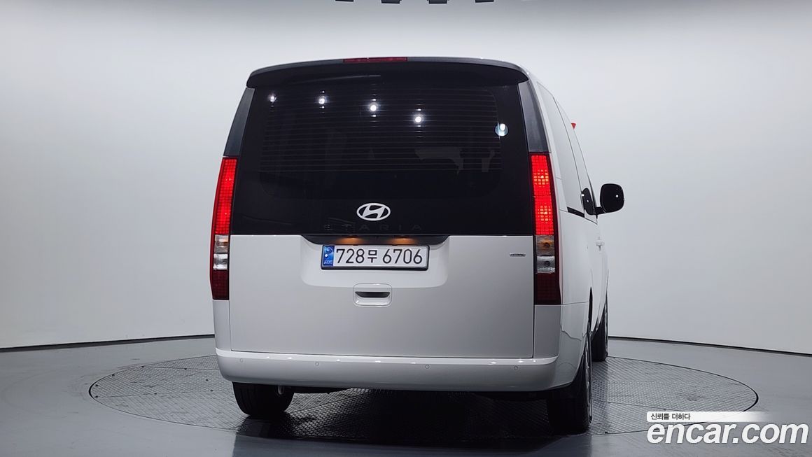 Hyundai Staria 2025