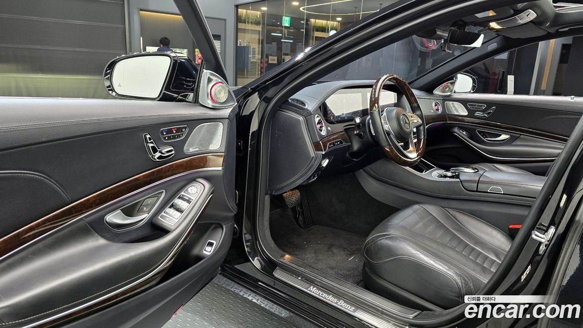 Mercedes-Benz S-Class 2019