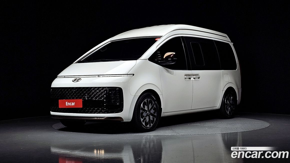 Hyundai Staria 2023
