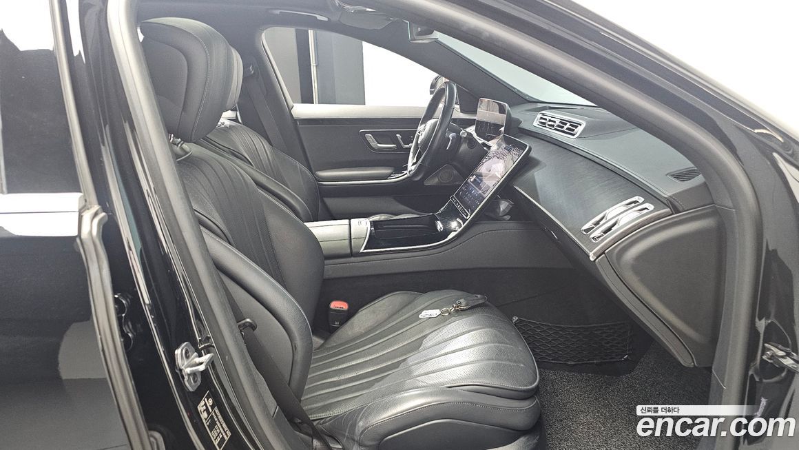 Mercedes-Benz S-Class 2022